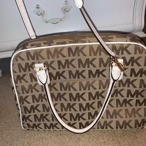 Michael Kors Crossbody